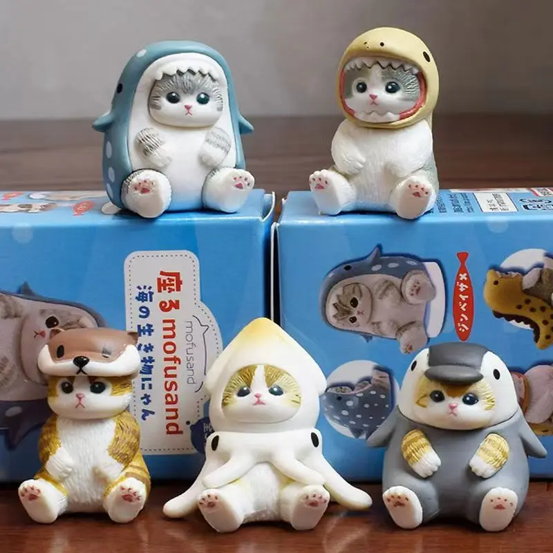 Gatitos Disfrazados Diferentes Figuras