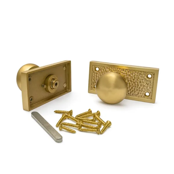 Cerradura dorada para puerta interior Traeger